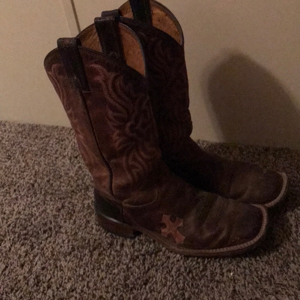 Tony Lama peach cross boots